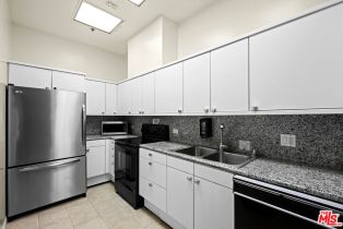 Condominium, 10724 Wilshire blvd, Westwood, CA 90024 - 30