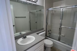 Apartment, 2700 Neilson way, Santa Monica, CA 90405 - 11