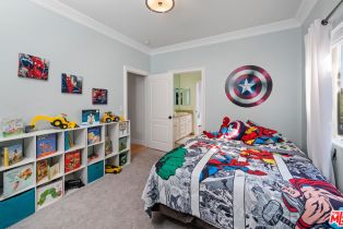 Single Family Residence, 4513 Tobias ave, Sherman Oaks, CA 91403 - 24