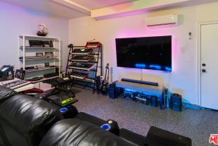 Single Family Residence, 4513 Tobias ave, Sherman Oaks, CA 91403 - 29