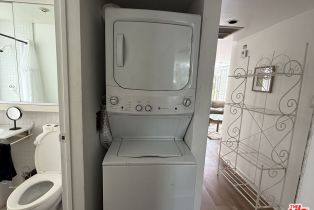 , 39 Westminster ave, Venice, CA 90291 - 8