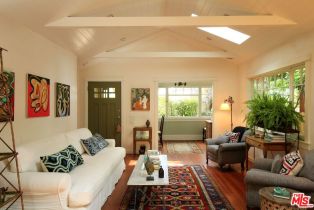 , 935 Palms blvd, Venice, CA 90291 - 5