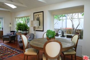 , 935 Palms blvd, Venice, CA 90291 - 8