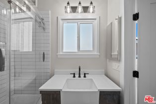 , 5656 Penfield ave, Woodland Hills, CA 91367 - 15