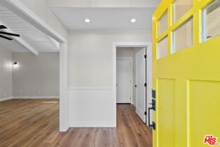 , 5656 Penfield ave, Woodland Hills, CA 91367 - 4