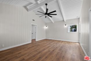 , 5656 Penfield ave, Woodland Hills, CA 91367 - 6