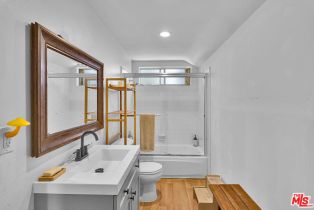 Single Family Residence, 3952 Patrick Henry pl, Agoura Hills, CA 91301 - 12