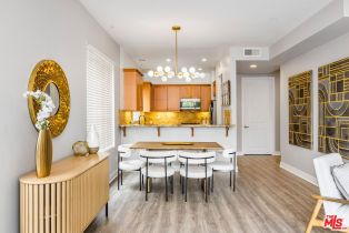 , 11851 Laurelwood dr, Studio City, CA 91604 - 5