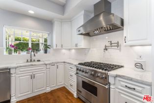 Single Family Residence, 4728 Vesper ave, Sherman Oaks, CA 91403 - 11