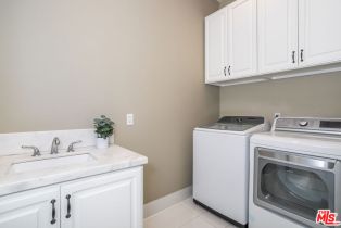 Single Family Residence, 4728 Vesper ave, Sherman Oaks, CA 91403 - 25