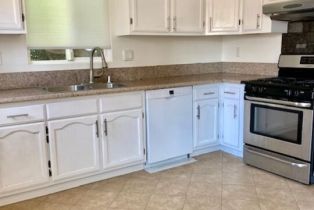 , 5561 Inglewood blvd, Culver City, CA 90230 - 3