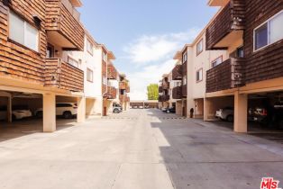 Condominium, 5400 Newcastle ave, Encino, CA 91316 - 22