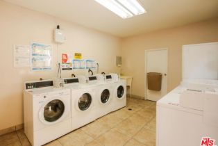 Condominium, 5400 Newcastle ave, Encino, CA 91316 - 19