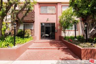 Condominium, 5400 Newcastle ave, Encino, CA 91316 - 13