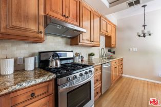 Condominium, 330 Cordova st, Pasadena, CA 91101 - 13