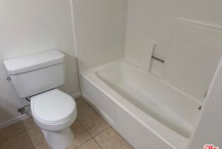 Apartment, 4353 Coldwater Canyon ave, Studio City, CA 91604 - 14