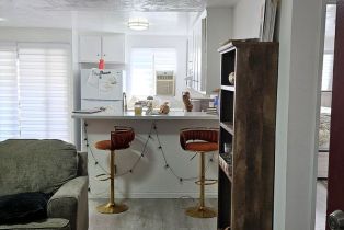 , 18530 Hatteras st, Tarzana, CA 91356 - 3