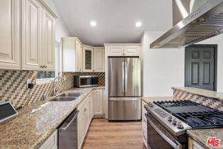 Single Family Residence, 19536 Wells dr, Tarzana, CA 91356 - 61