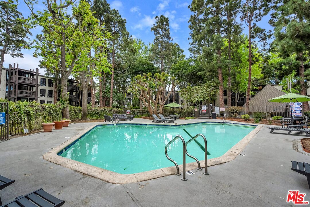 Condominium, 7765 91st st, Playa Del Rey , CA 90293 - 1