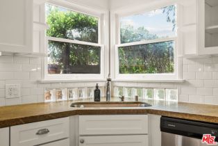 , 2008 Louella ave, Venice, CA 90291 - 9