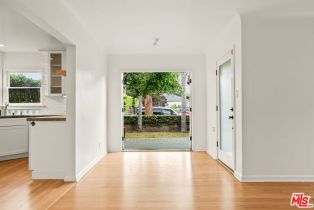 , 2008 Louella ave, Venice, CA 90291 - 4