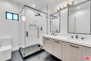 Single Family Residence, 5456 Hazeltine ave, Sherman Oaks, CA 91401 - 56