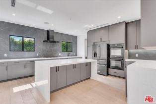 Single Family Residence, 5456 Hazeltine ave, Sherman Oaks, CA 91401 - 23