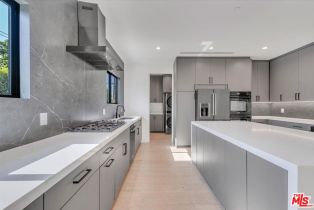 Single Family Residence, 5456 Hazeltine ave, Sherman Oaks, CA 91401 - 28