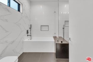 Single Family Residence, 5456 Hazeltine ave, Sherman Oaks, CA 91401 - 47