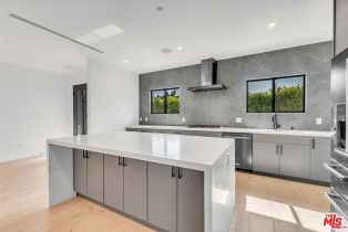 Single Family Residence, 5456 Hazeltine ave, Sherman Oaks, CA 91401 - 26