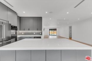 Single Family Residence, 5456 Hazeltine ave, Sherman Oaks, CA 91401 - 34