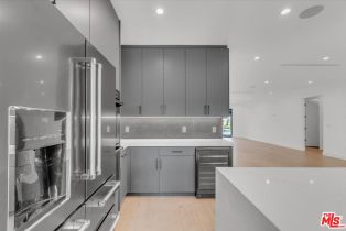 Single Family Residence, 5456 Hazeltine ave, Sherman Oaks, CA 91401 - 36