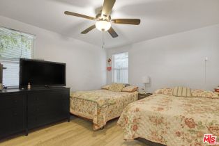 Single Family Residence, 7952 Aldrich dr, Huntington Beach, CA 92647 - 10