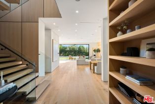 Single Family Residence, 14758 Morrison st, Sherman Oaks, CA 91403 - 14