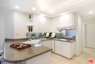 Condominium, 14290 Dickens st, Sherman Oaks, CA 91423 - 14