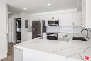 , 919 Bayside dr, Newport Beach, CA 92660 - 8