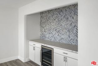 , 919 Bayside dr, Newport Beach, CA 92660 - 5