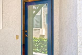 , 1524 Berkeley, Santa Monica, CA 90404 - 2