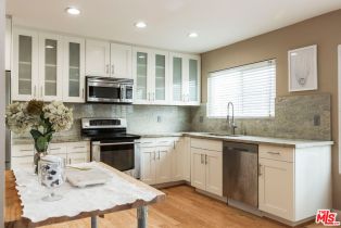 Condominium, 10654 Wilkins ave, Westwood, CA 90024 - 12