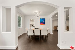 Single Family Residence, 18439 Jonah ct, Tarzana, CA 91356 - 4