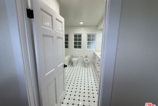 , 10309 La Grange ave, Westwood, CA 90025 - 26