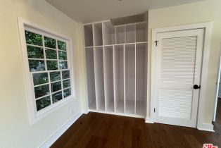 , 10309 La Grange ave, Westwood, CA 90025 - 25