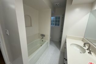 , 10309 La Grange ave, Westwood, CA 90025 - 8