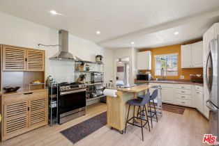 Single Family Residence, 5492 Lewis ave, Long Beach, CA 90805 - 4