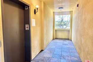 Condominium, 12449 Kling st, Studio City, CA 91604 - 24