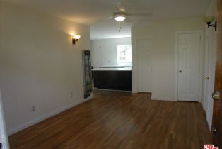 , 2221 OCEAN PARK blvd, Santa Monica, CA 90405 - 2