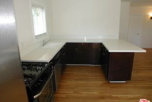 , 2221 OCEAN PARK blvd, Santa Monica, CA 90405 - 6