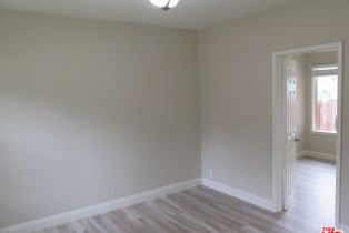 , 1848 17TH st, Santa Monica, CA 90404 - 10