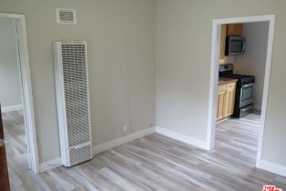 , 1848 17TH st, Santa Monica, CA 90404 - 8