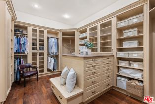 Single Family Residence, 13845 Magnolia blvd, Sherman Oaks, CA 91423 - 37